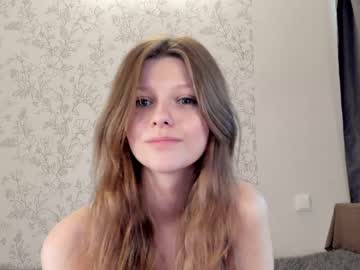webcam girl alainaestrada image #5505434