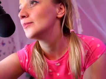 webcam girl juicyandthepussyblvd image #1040678