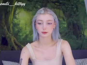 webcam girl lit1le_kitty_ image #2311479
