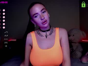 webcam girl fallen_angel_18 image #4012697