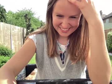 webcam girl eatmypie69 image #1945125