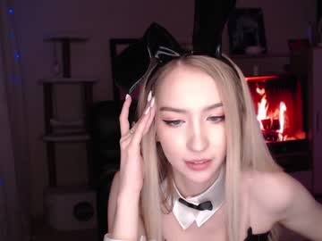 webcam girl gudeeetama image #470305