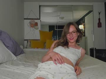 webcam girl innocentprovenguilty image #1965262