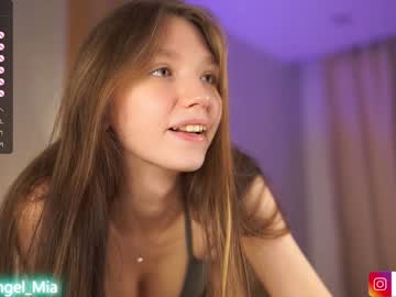 webcam girl angels_kiss image #5242312