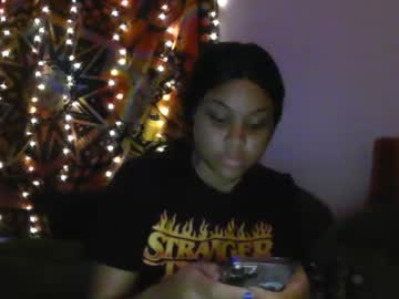webcam girl clichshay image #6032263