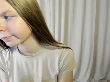 webcam girl janicereeves image #5230281