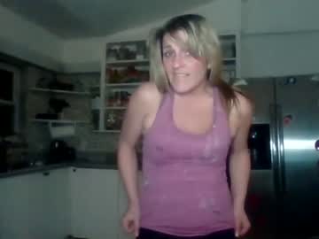 webcam girl brainsssisback image #1091410