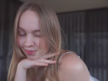 webcam girl bibi_it_is image #4359656