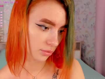 webcam girl unicorngirls image #530013
