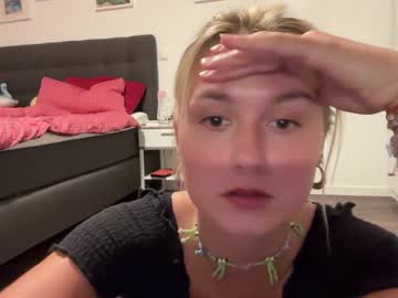 webcam girl sarahsapling image #5394059