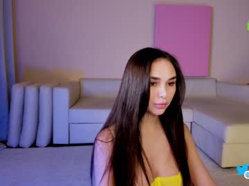 webcam girl hollyextra image #4413483