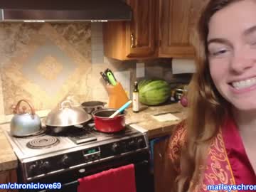 webcam girl chroniclove image #4884366