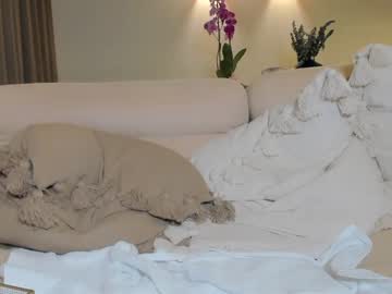 webcam girl kimilee22 image #6631305