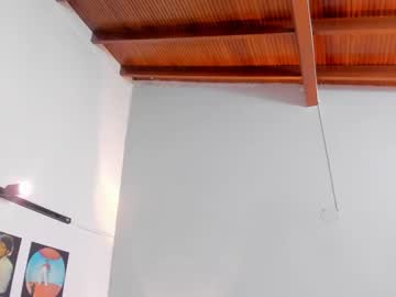 webcam girl little_effy18 image #5100544