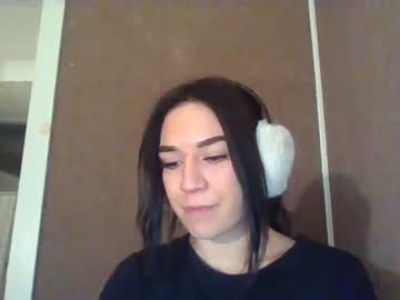 webcam girl heidiknight555 image #3471942