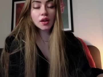 webcam girl strawberryjamx image #6004931