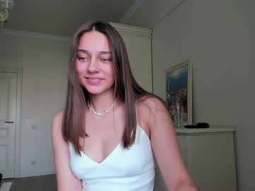 webcam girl eleonora_linn image #2212537