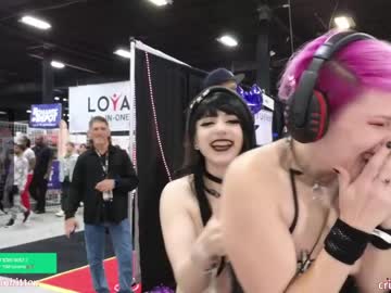 webcam girl crimsonkitten image #5618539