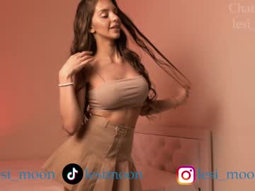 webcam girl lesi_moon image #6118687