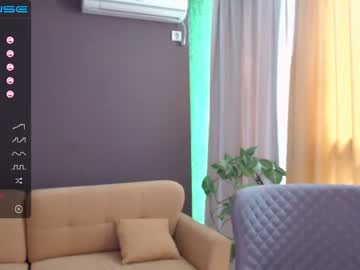webcam girl small_blondee image #1730055