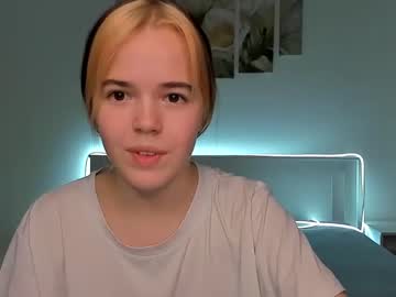webcam girl renee_whi image #3184851