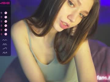 webcam girl angels_kiss image #3179987