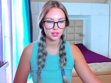 webcam girl 8a8y_nura image #2643855