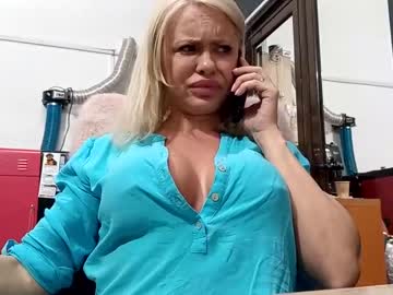 webcam girl cheatinwife image #3190038