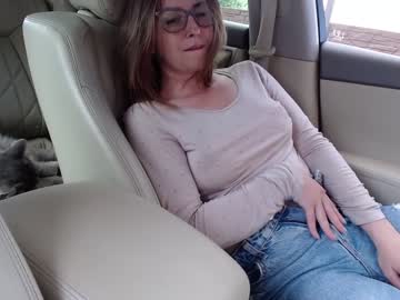 webcam girl juicy_peach88 image #2082347