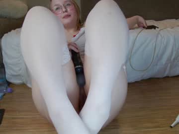 webcam girl teeencute image #3167470