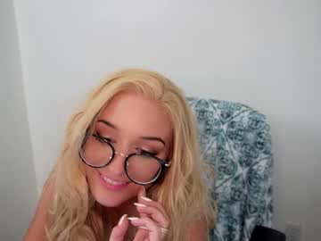 webcam girl siennaissubmissive image #5136994