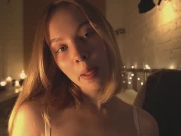 webcam girl bibi_it_is image #2538022