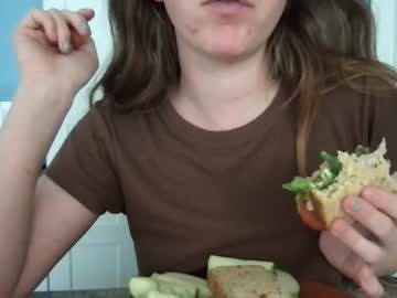 webcam girl chloew1 image #3212245
