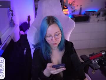 webcam girl blue_mooncat image #6913481