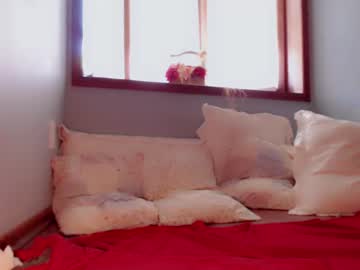 webcam girl lilrosiedoll image #2320776