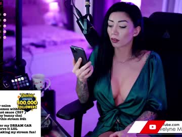 webcam girl evelyne92 image #2012153