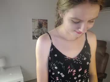 webcam girl lana_heisstt image #331416