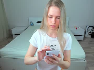webcam girl yana_squrel_22 image #1261023