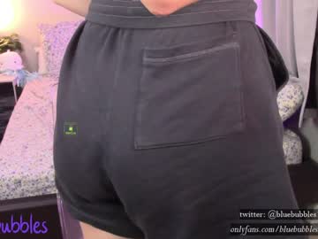 webcam girl blue_bubbles118 image #2065035