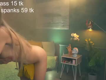 webcam girl lolly_bella_ image #409422
