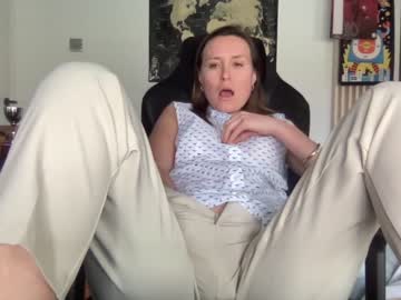 webcam girl eatmypie69 image #6707373