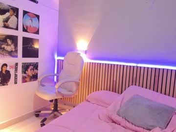 webcam girl little_effy18 image #6263843