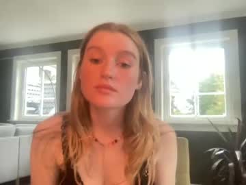 webcam girl frecklytaylor image #2714375