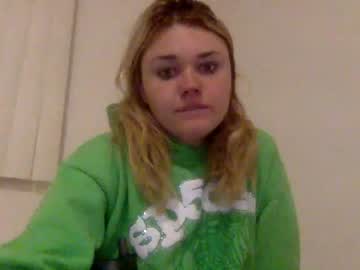 webcam girl cassidyyqueen image #4323688