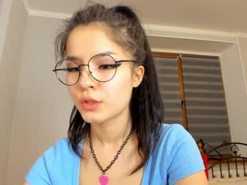 webcam girl akino_17 image #985137