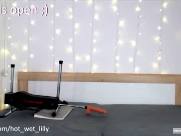 webcam girl hot_wet_lilly image #2744060