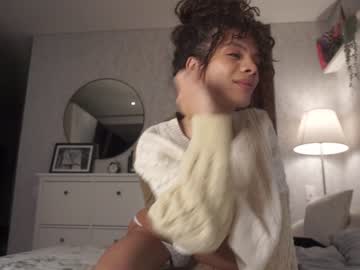 webcam tranny naomigomezz image #5662277