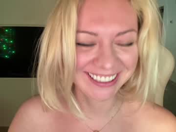 webcam girl kiradivine image #6495969