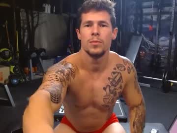 webcam man browneyedmuscleboy32 image #5640376