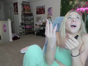 webcam girl pr3ttyp1nkpussy image #2453506